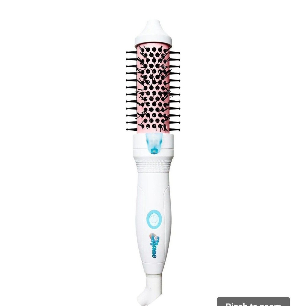 It's Giving Body Petite Mini Hot Thermal Round Brush 27MM Bangs & Layers Travel